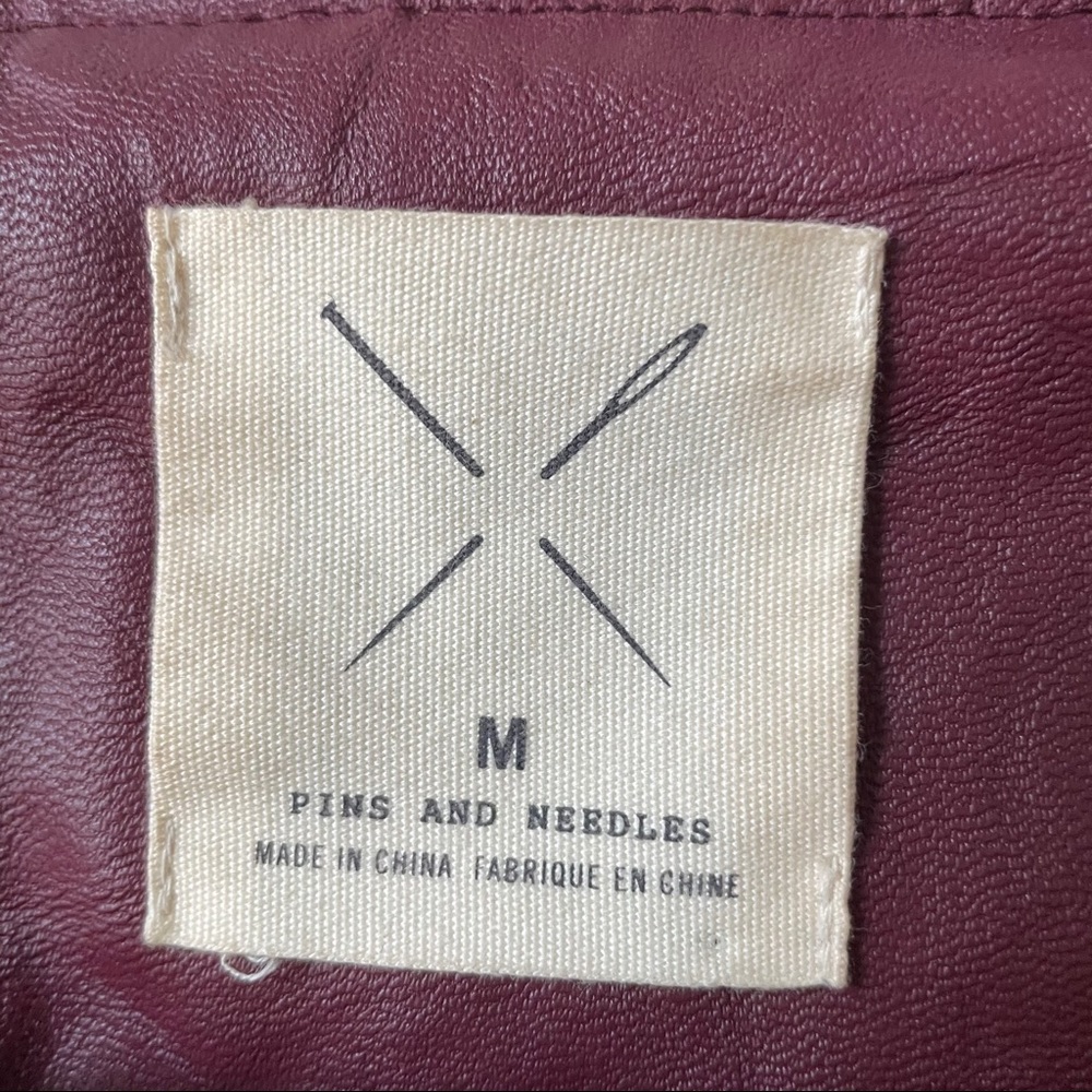 PINS AND NEEDLES RED JACKET URBAN OUTFITTERS - Picture 2 of 4